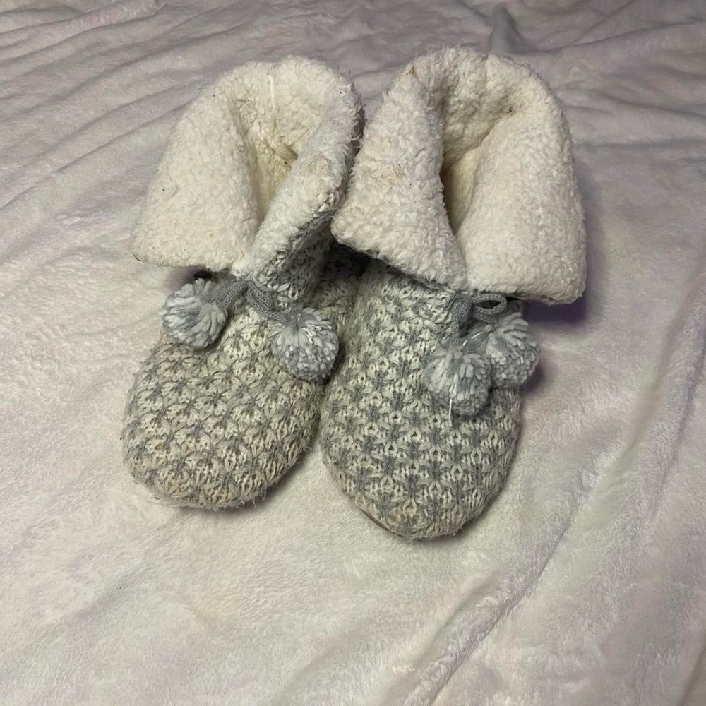 Cozy Gray and White Kids' Slipper Booties